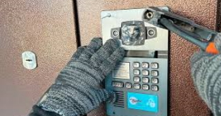 Установка умного домофона в Ирбите - цены от 2564 руб., условия, монтаж